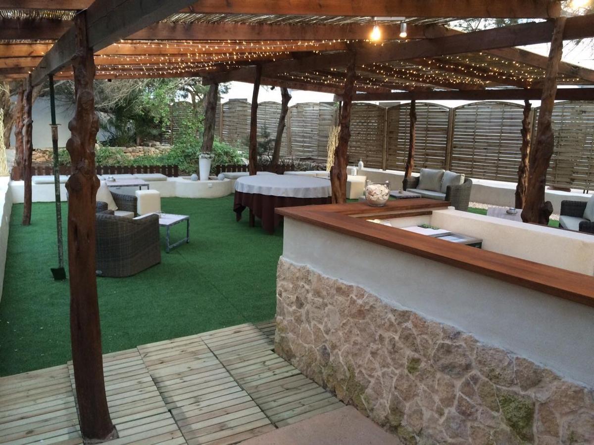 Hostal Capri Es Pujols Zewnętrze zdjęcie